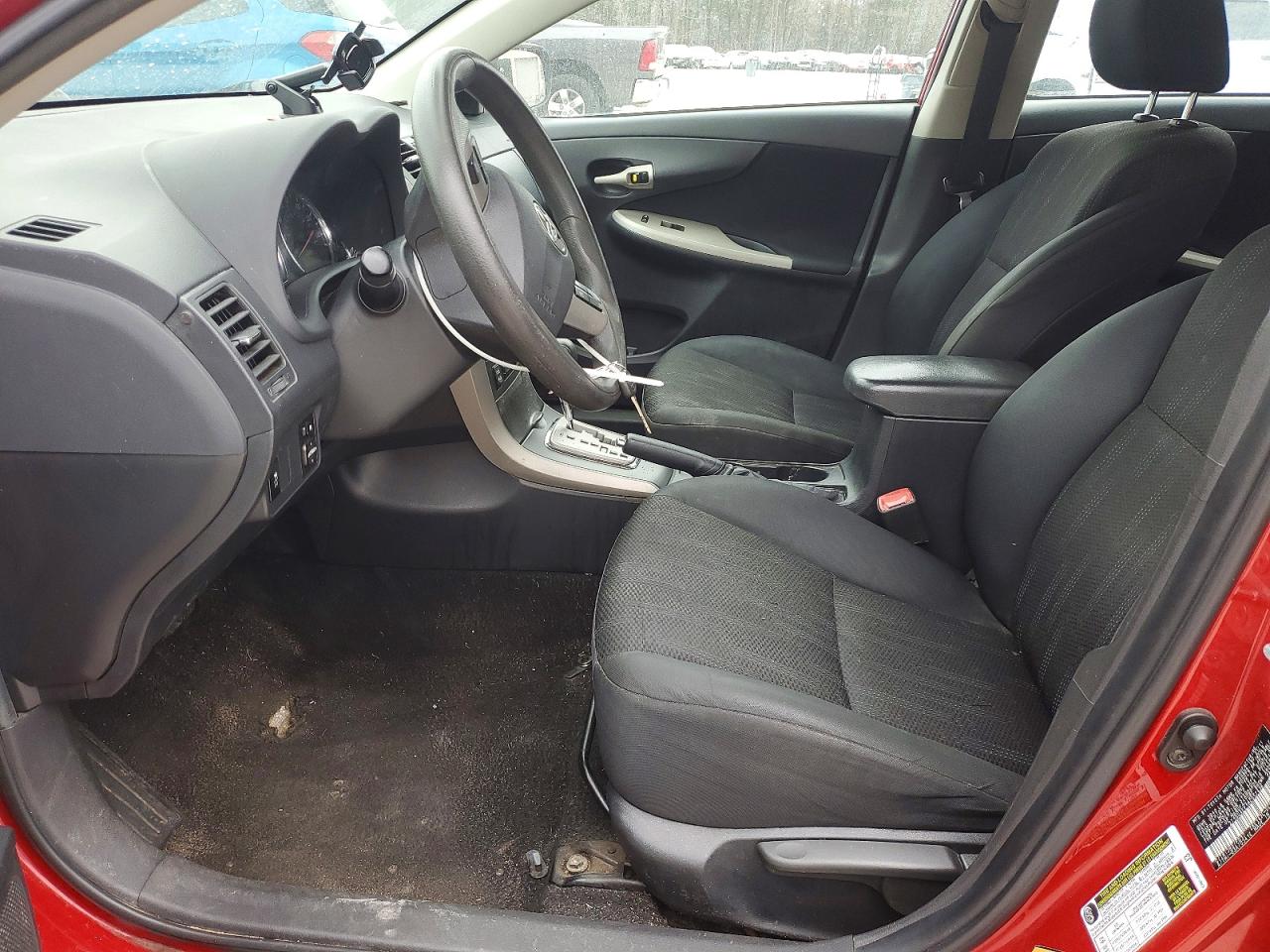 2011 TOYOTA COROLLA BASE photo 7