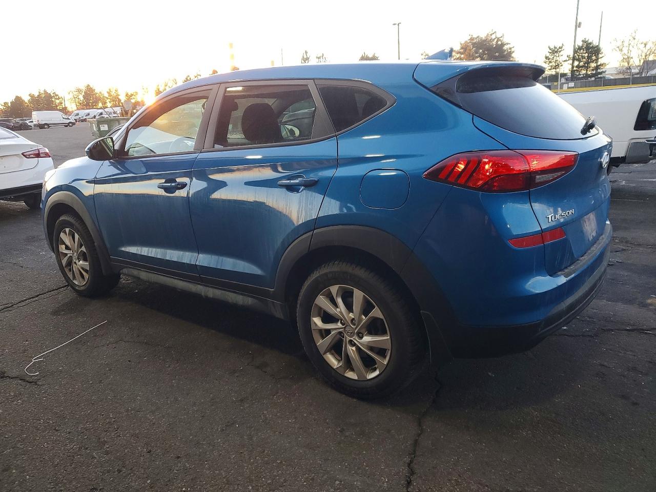 2021 HYUNDAI TUCSON SE photo 2