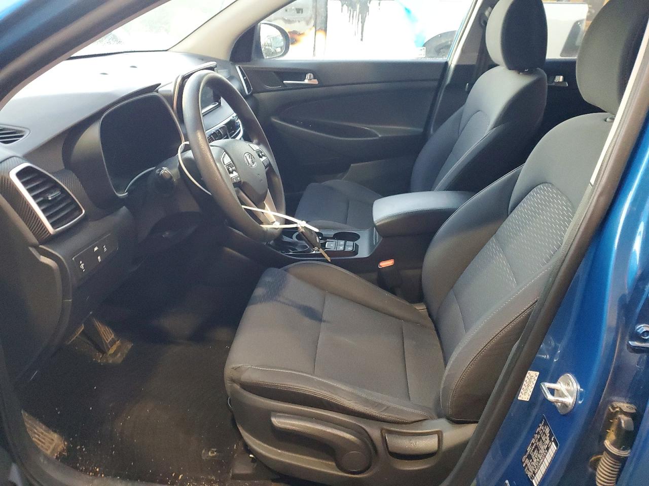 2021 HYUNDAI TUCSON SE photo 7