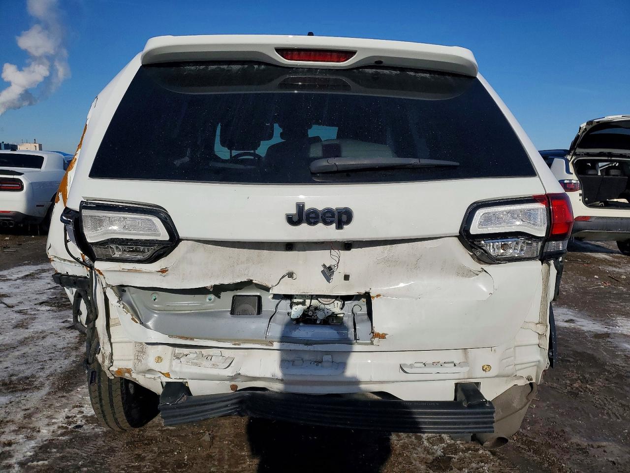 2018 JEEP GRAND CHEROKEE LAREDO photo 11