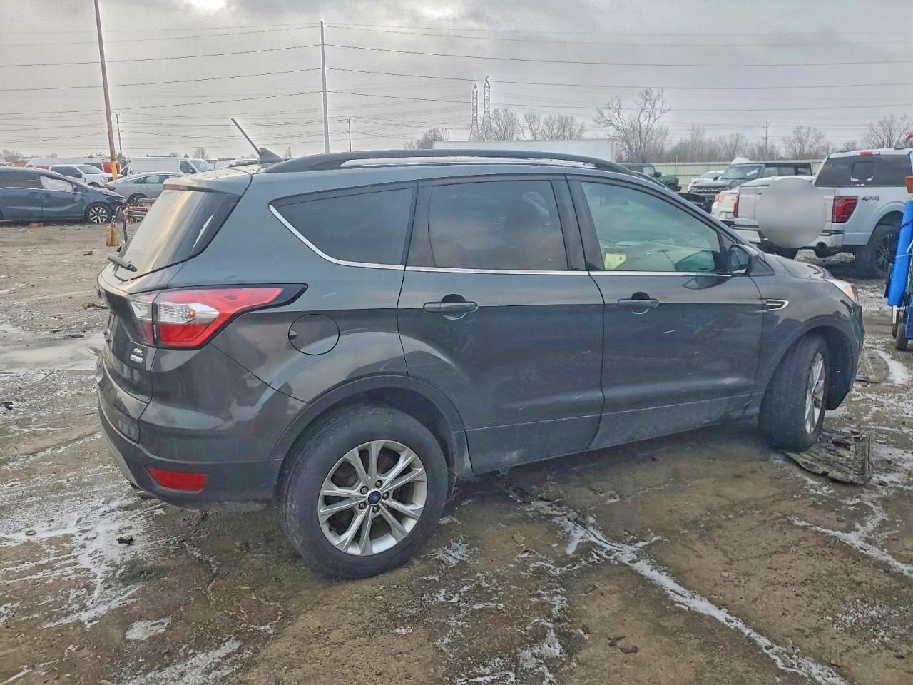 2018 FORD ESCAPE SEL photo 3
