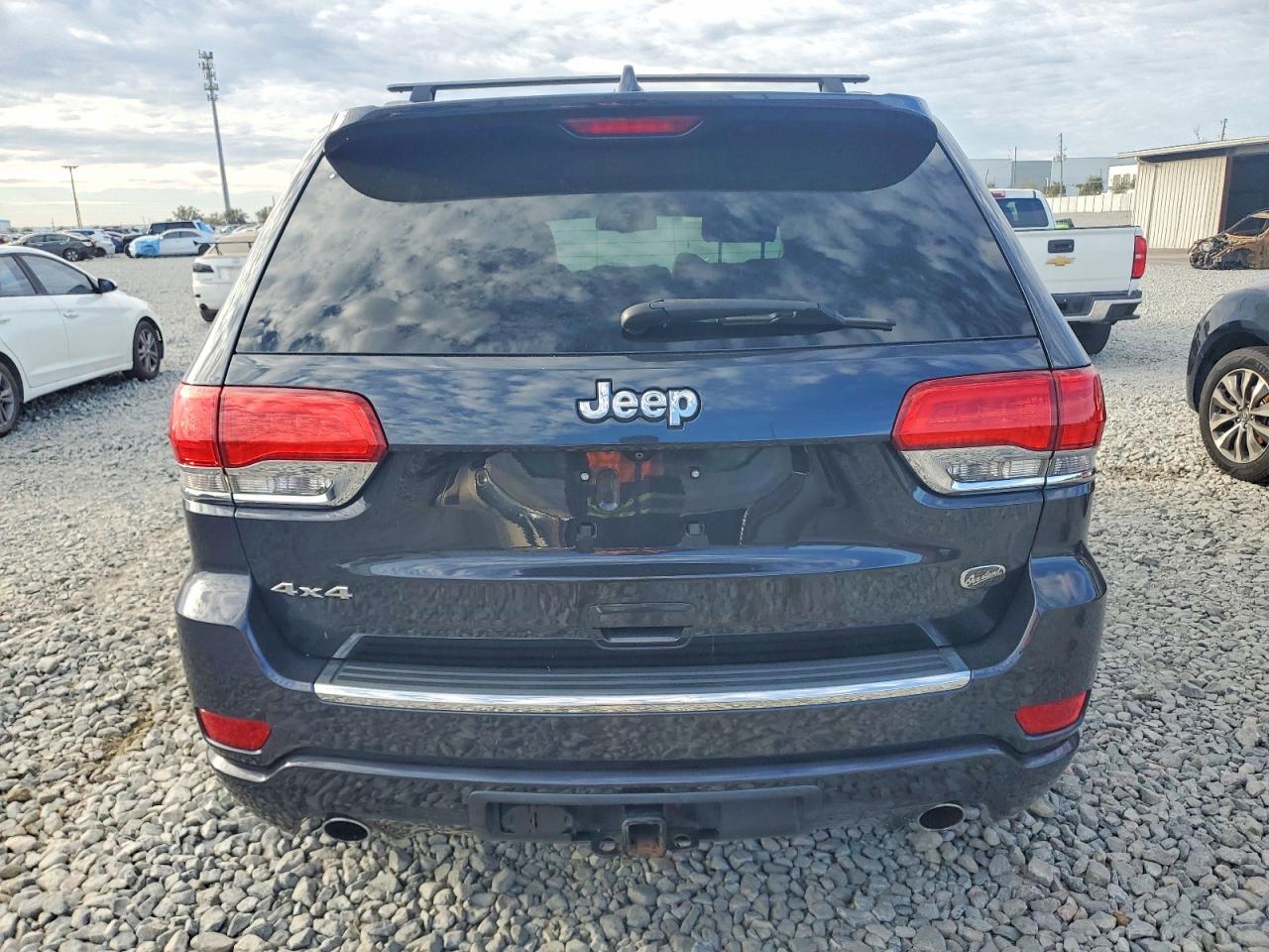 2016 JEEP GRAND CHEROKEE OVERLAND photo 6