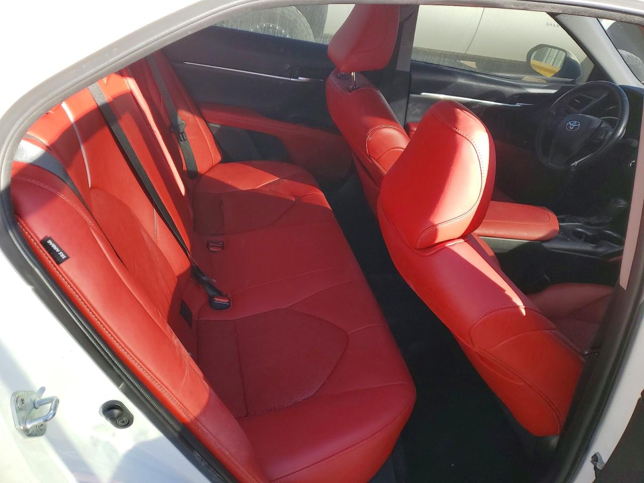 2021 TOYOTA CAMRY XSE photo 10