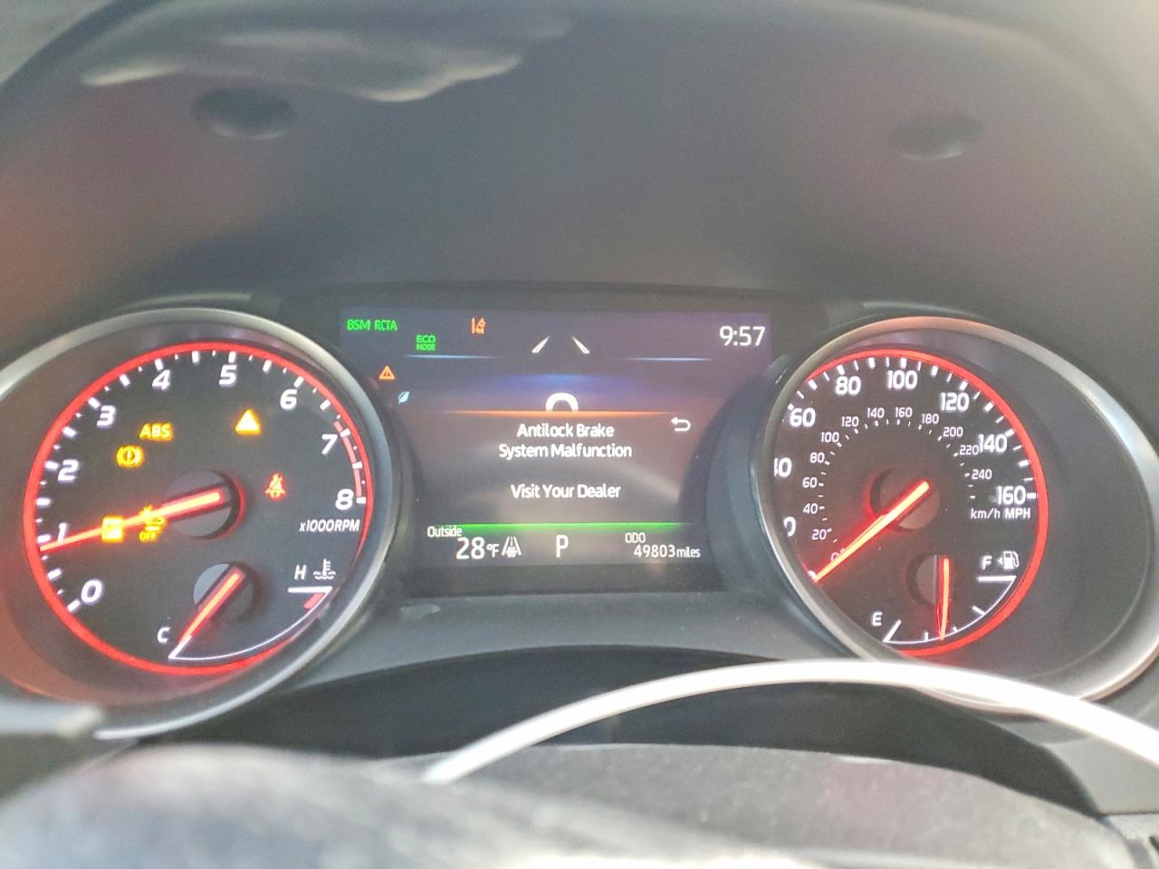 2021 TOYOTA CAMRY XSE photo 9