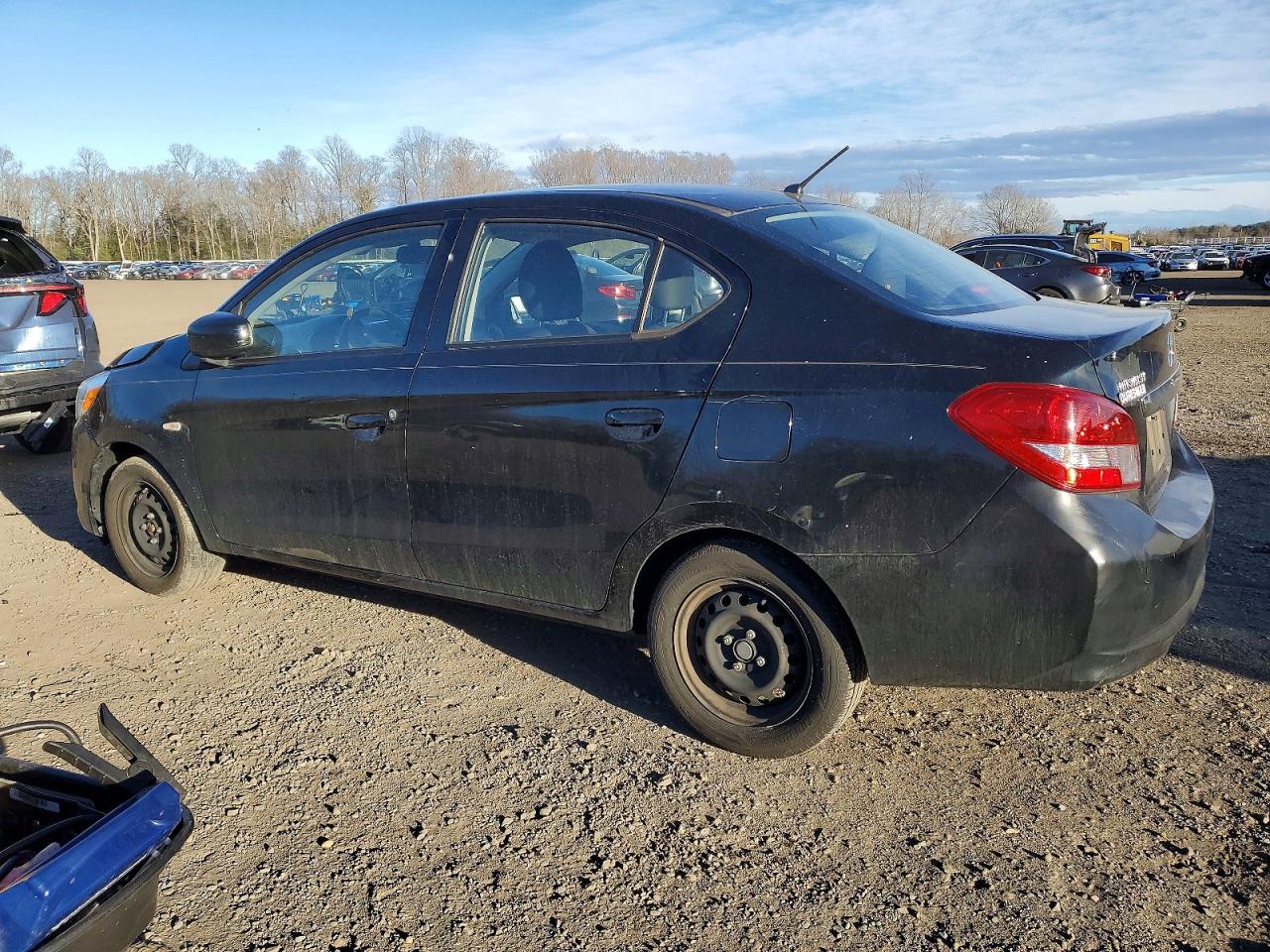 2017 MITSUBISHI MIRAGE G4 ES photo 2