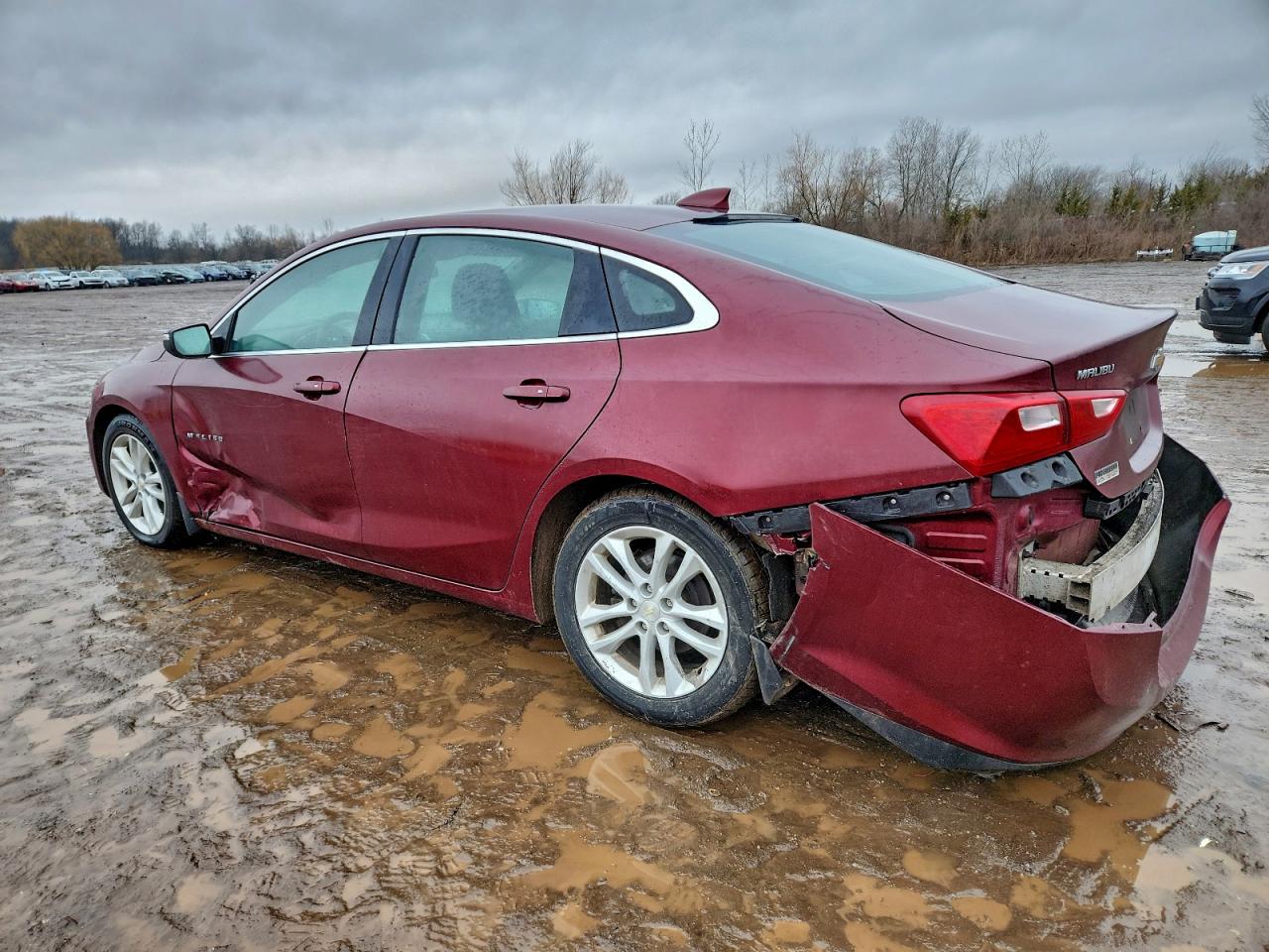 2016 CHEVROLET MALIBU LT photo 2