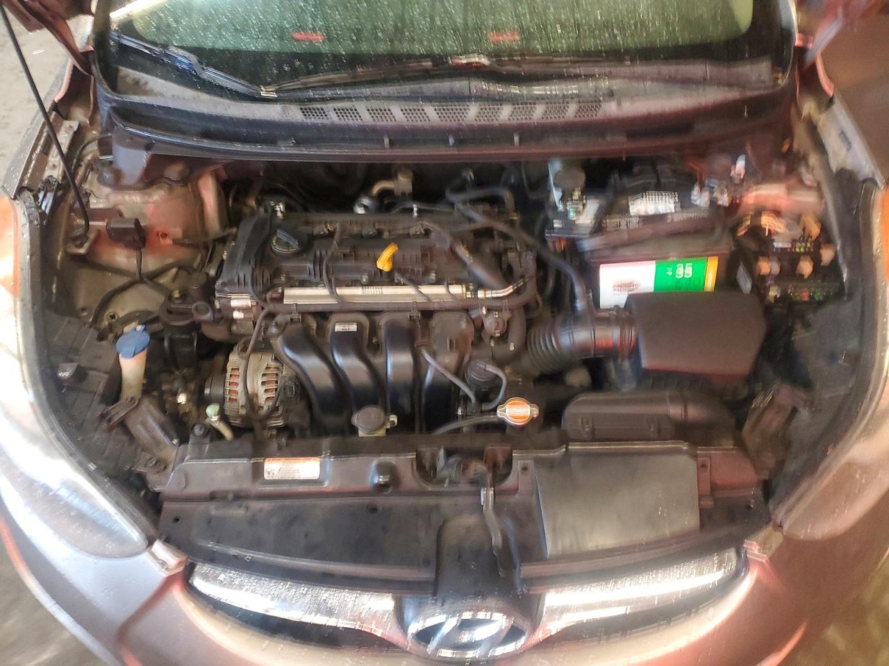 2012 HYUNDAI ELANTRA GLS photo 11