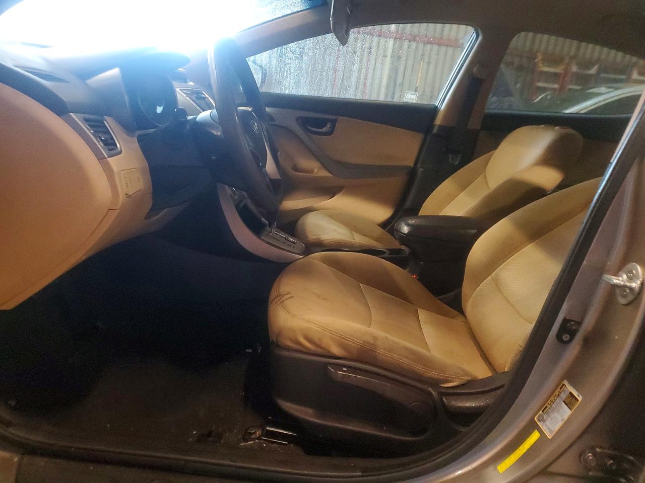 2012 HYUNDAI ELANTRA GLS photo 7