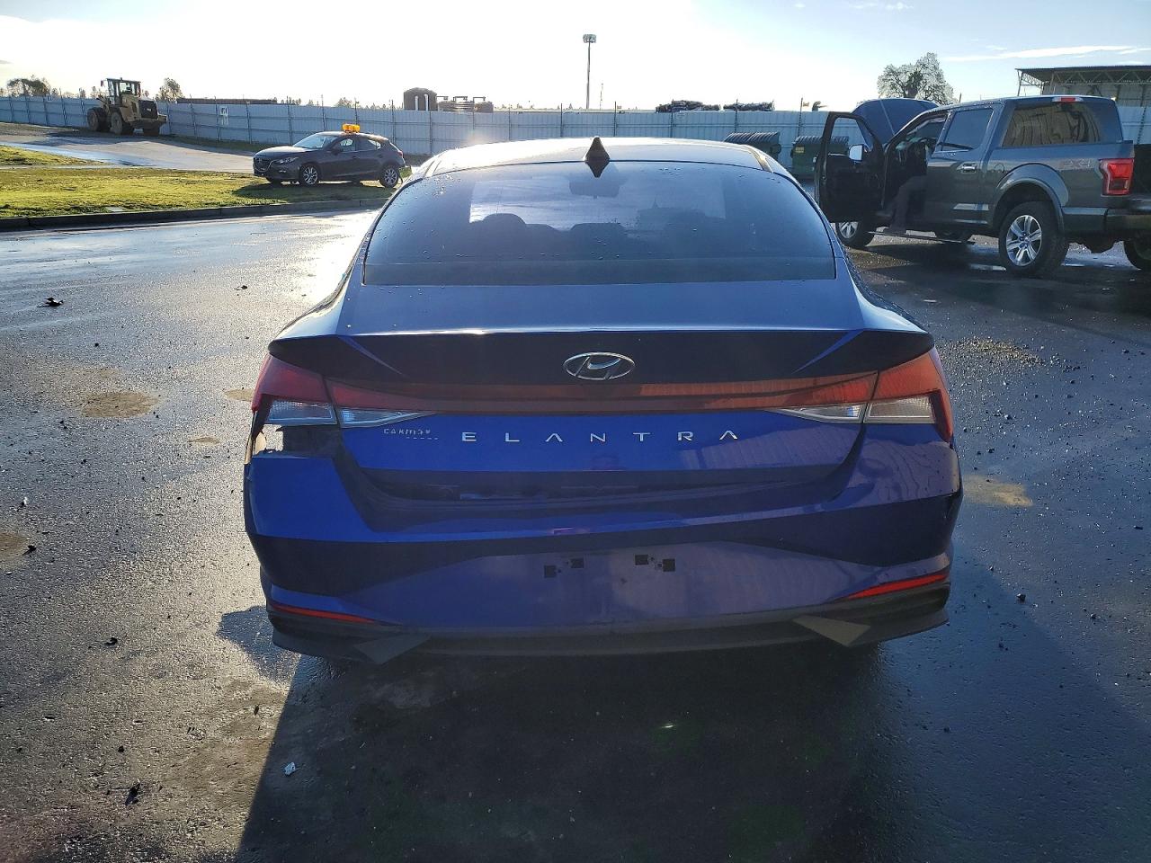 2022 HYUNDAI ELANTRA SEL photo 6