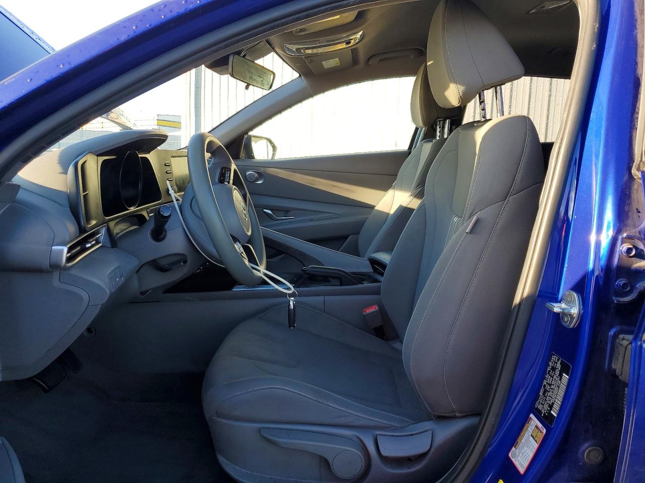 2022 HYUNDAI ELANTRA SEL photo 7