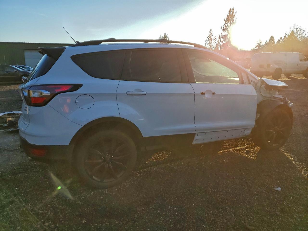 2018 FORD ESCAPE SE photo 5