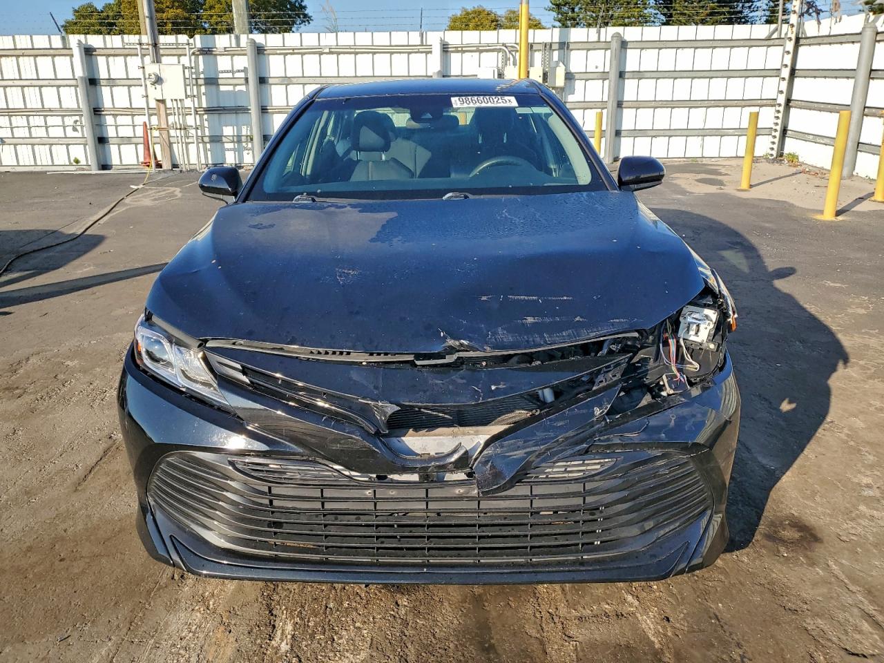 2018 TOYOTA CAMRY L photo 9