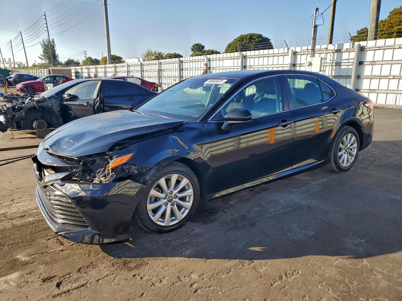 2018 TOYOTA CAMRY