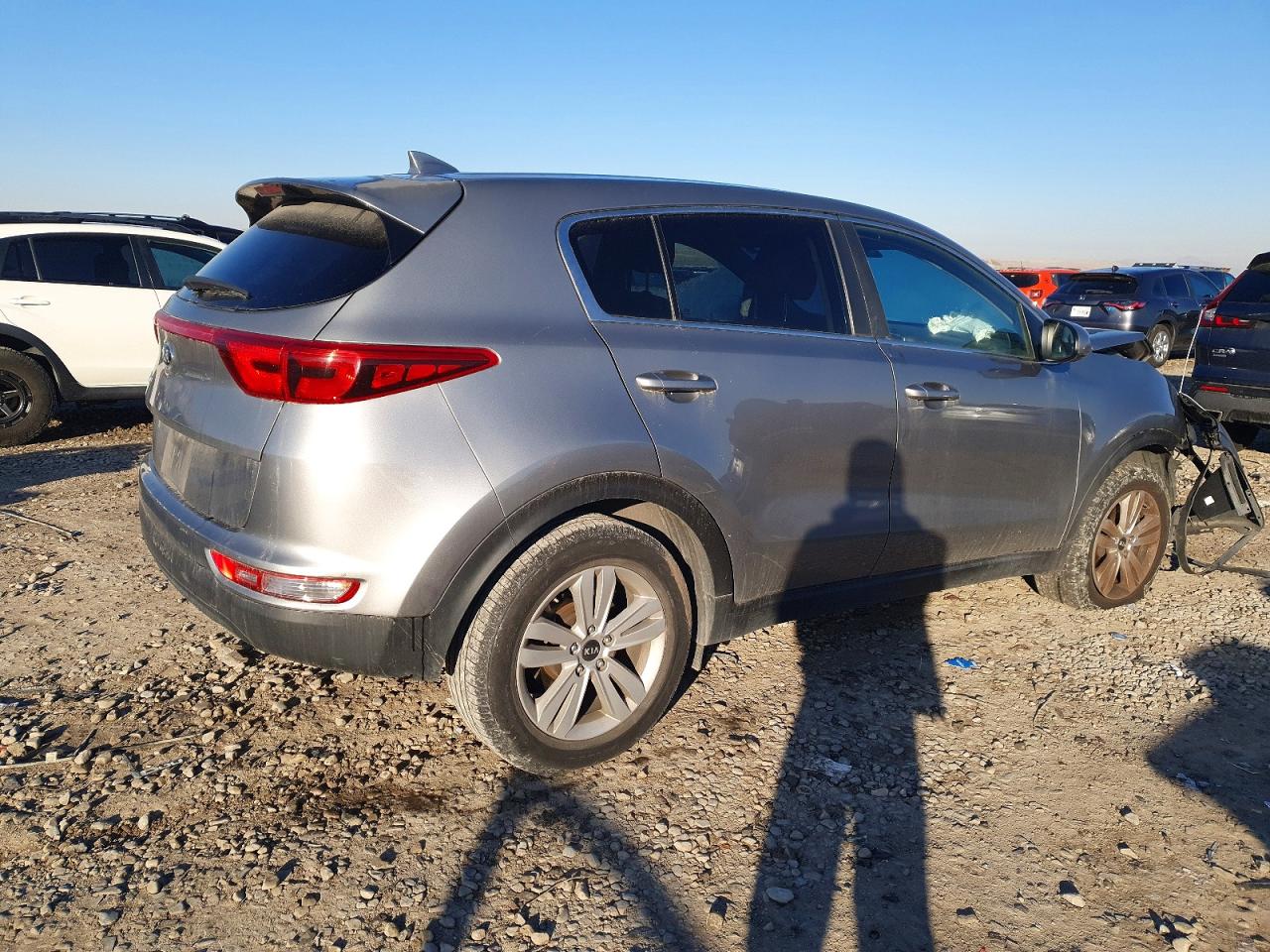 2019 KIA SPORTAGE LX photo 3