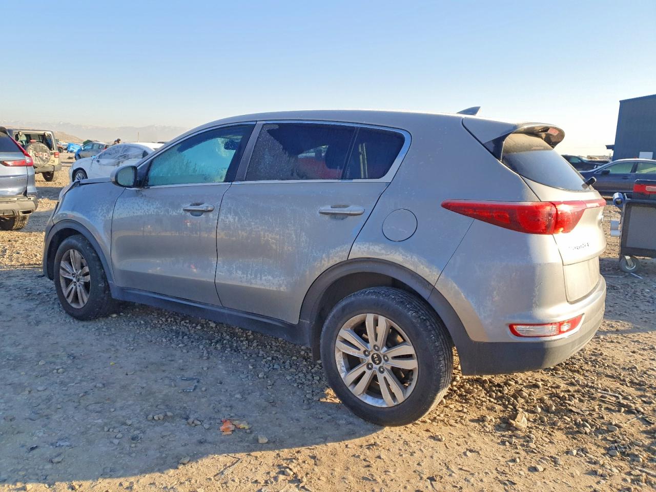 2019 KIA SPORTAGE LX photo 2