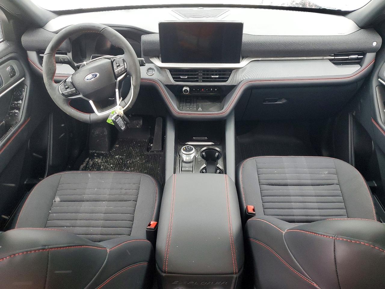 2025 FORD EXPLORER ST-LINE photo 8