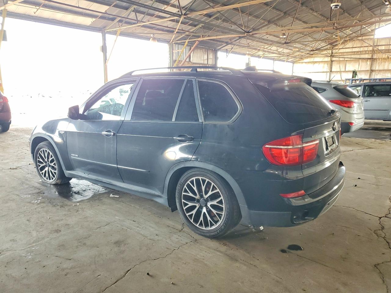2011 BMW X5 XDRIVE35I photo 2
