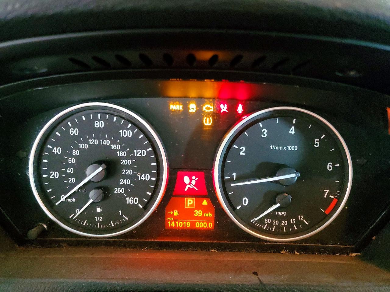 2011 BMW X5 XDRIVE35I photo 9