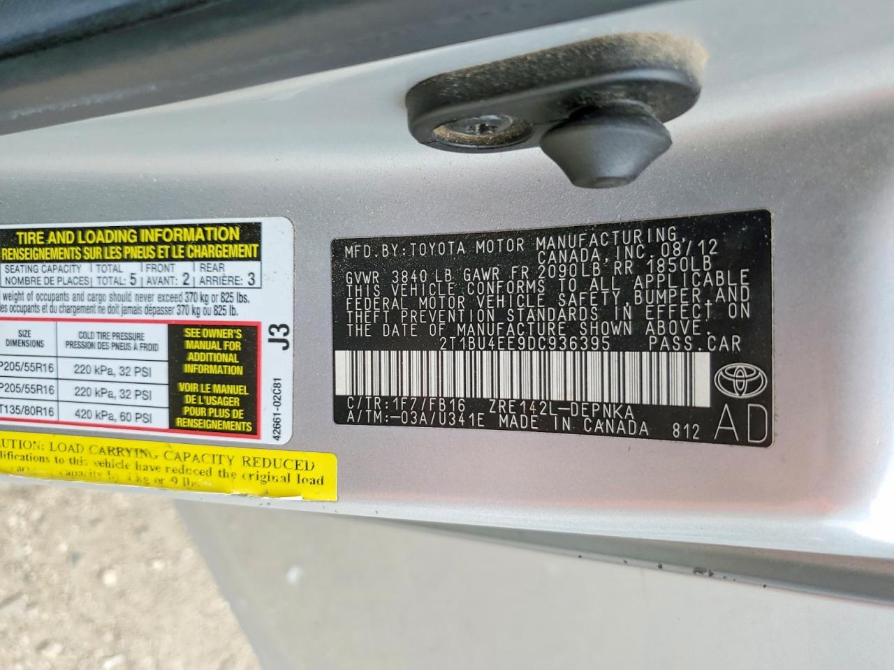 2013 TOYOTA COROLLA BASE photo 12