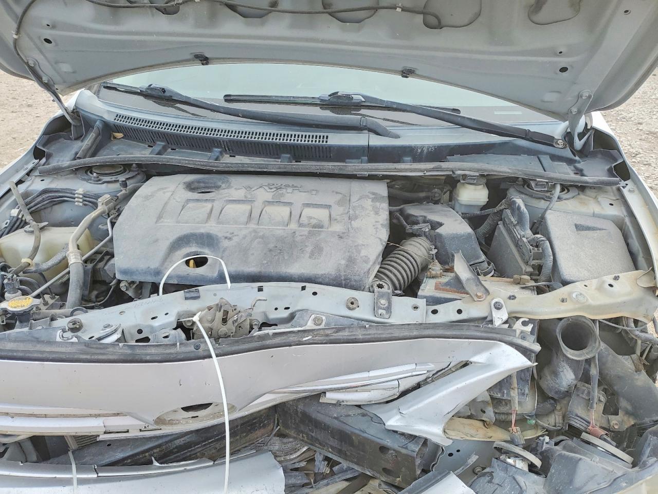 2013 TOYOTA COROLLA BASE photo 11