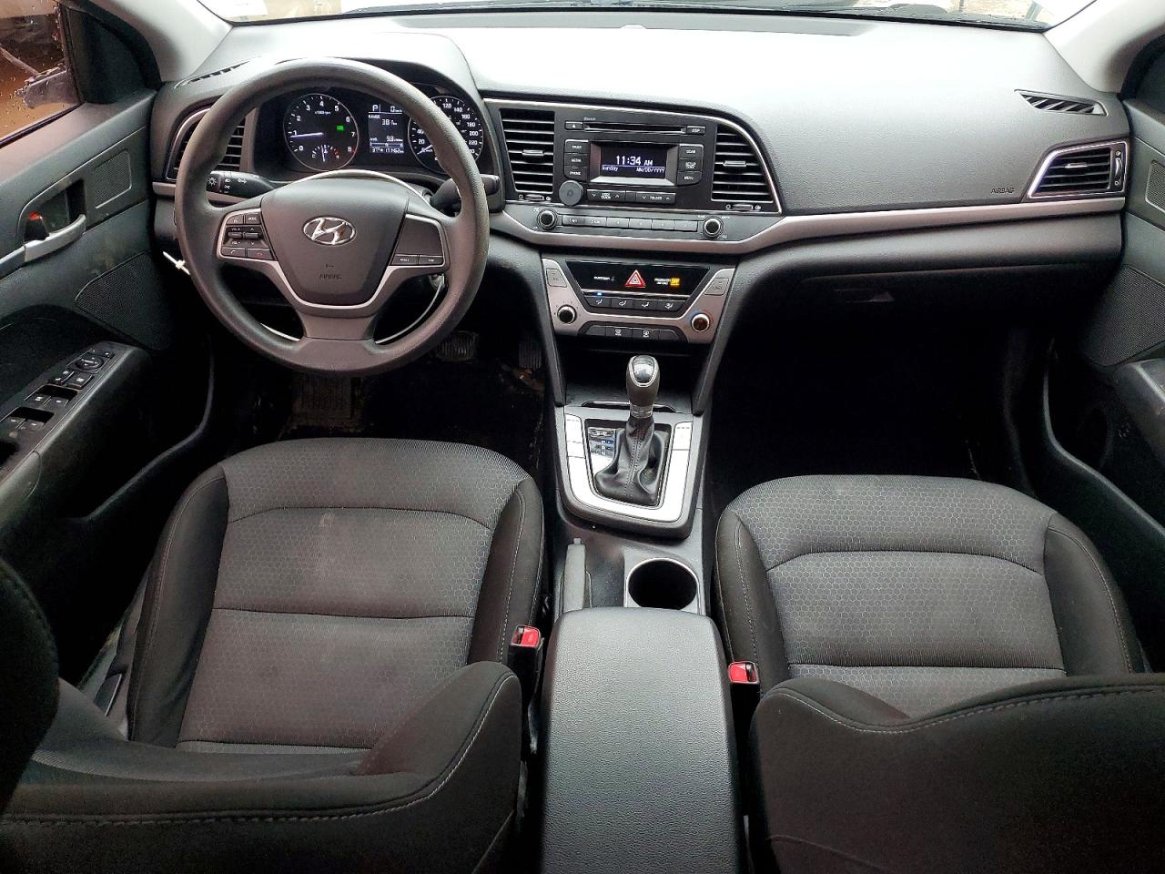2017 HYUNDAI ELANTRA SE photo 8