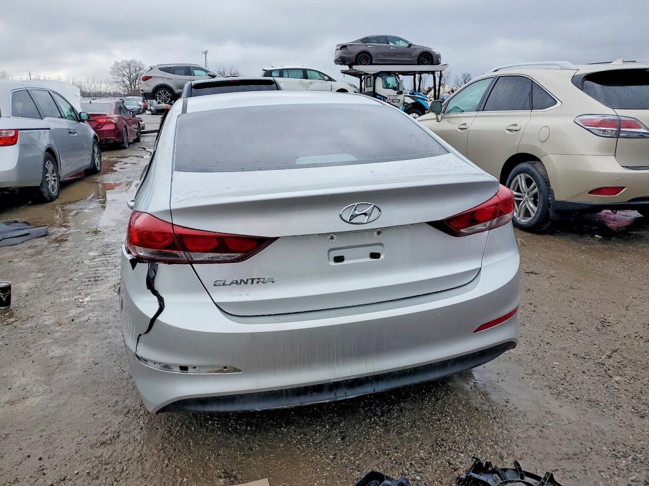 2017 HYUNDAI ELANTRA SE photo 6