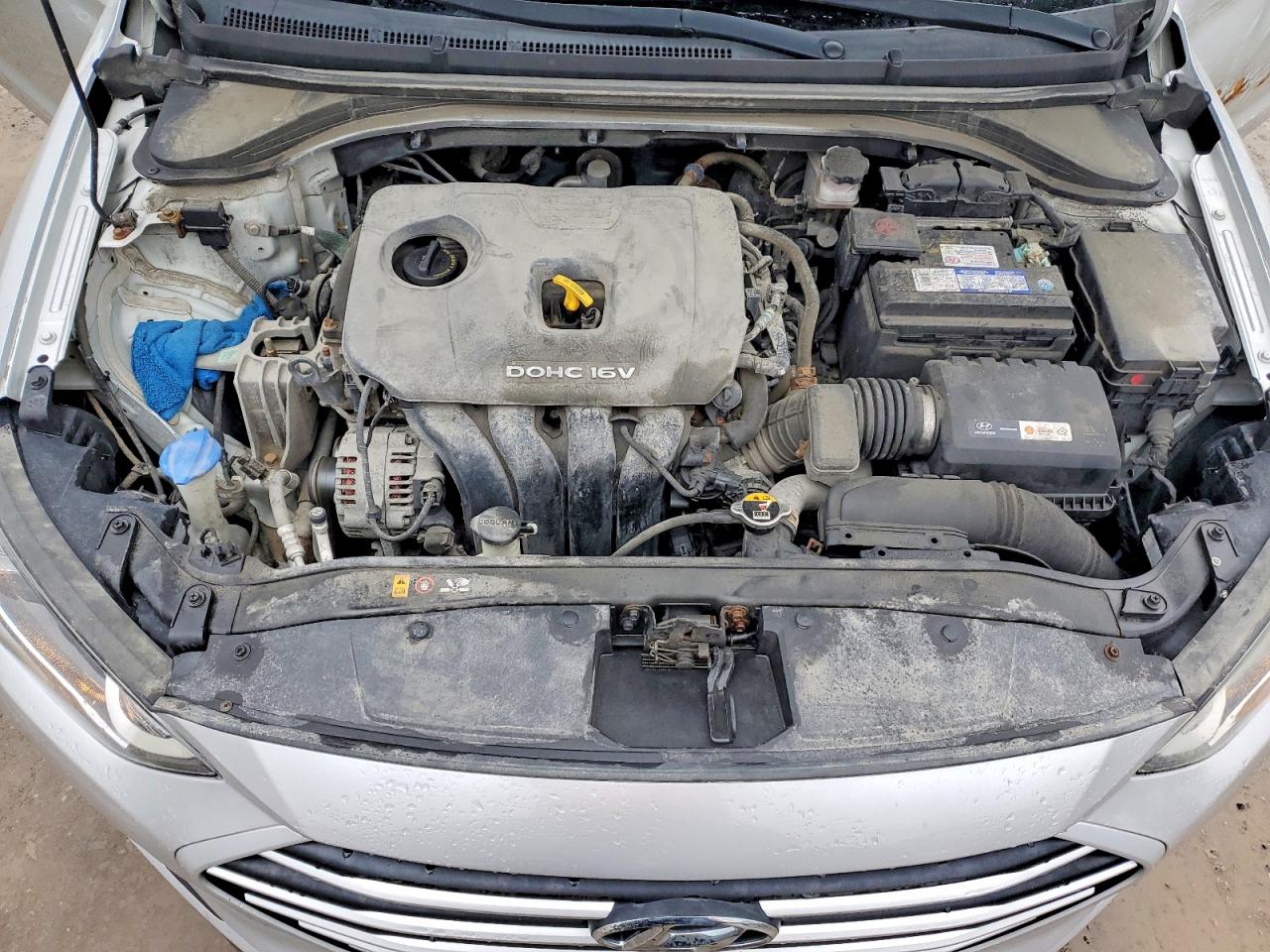 2017 HYUNDAI ELANTRA SE photo 11