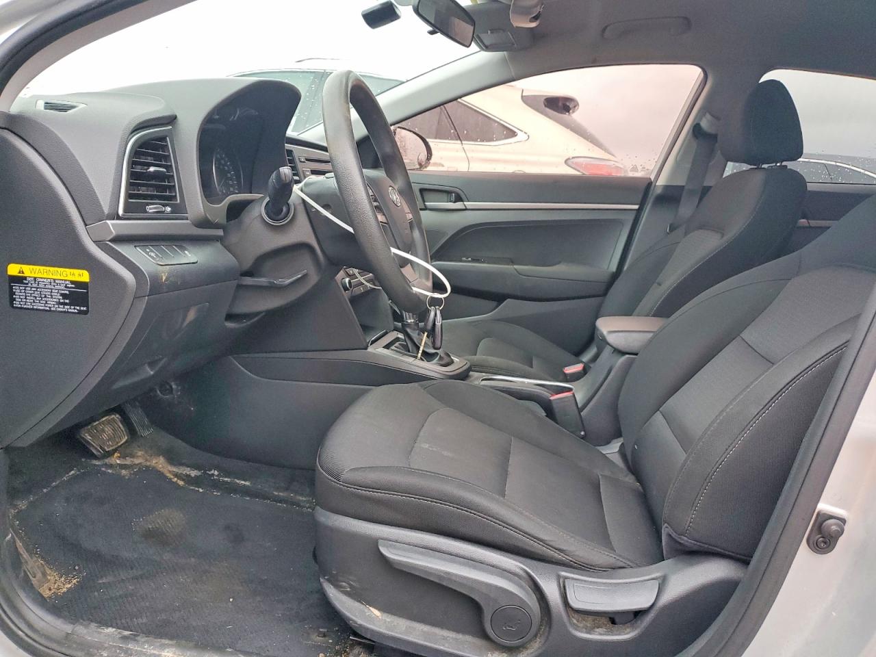 2017 HYUNDAI ELANTRA SE photo 7