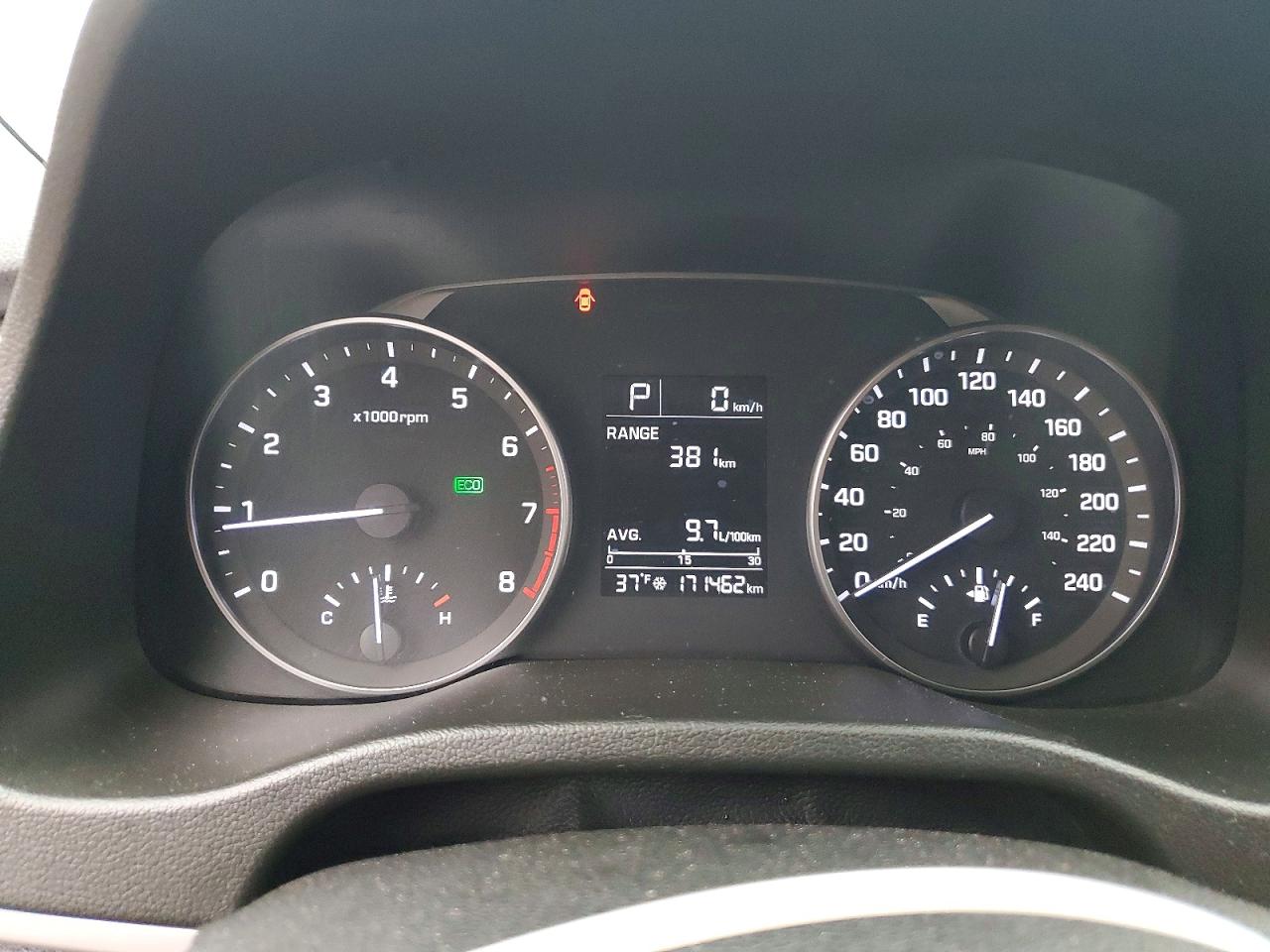 2017 HYUNDAI ELANTRA SE photo 9