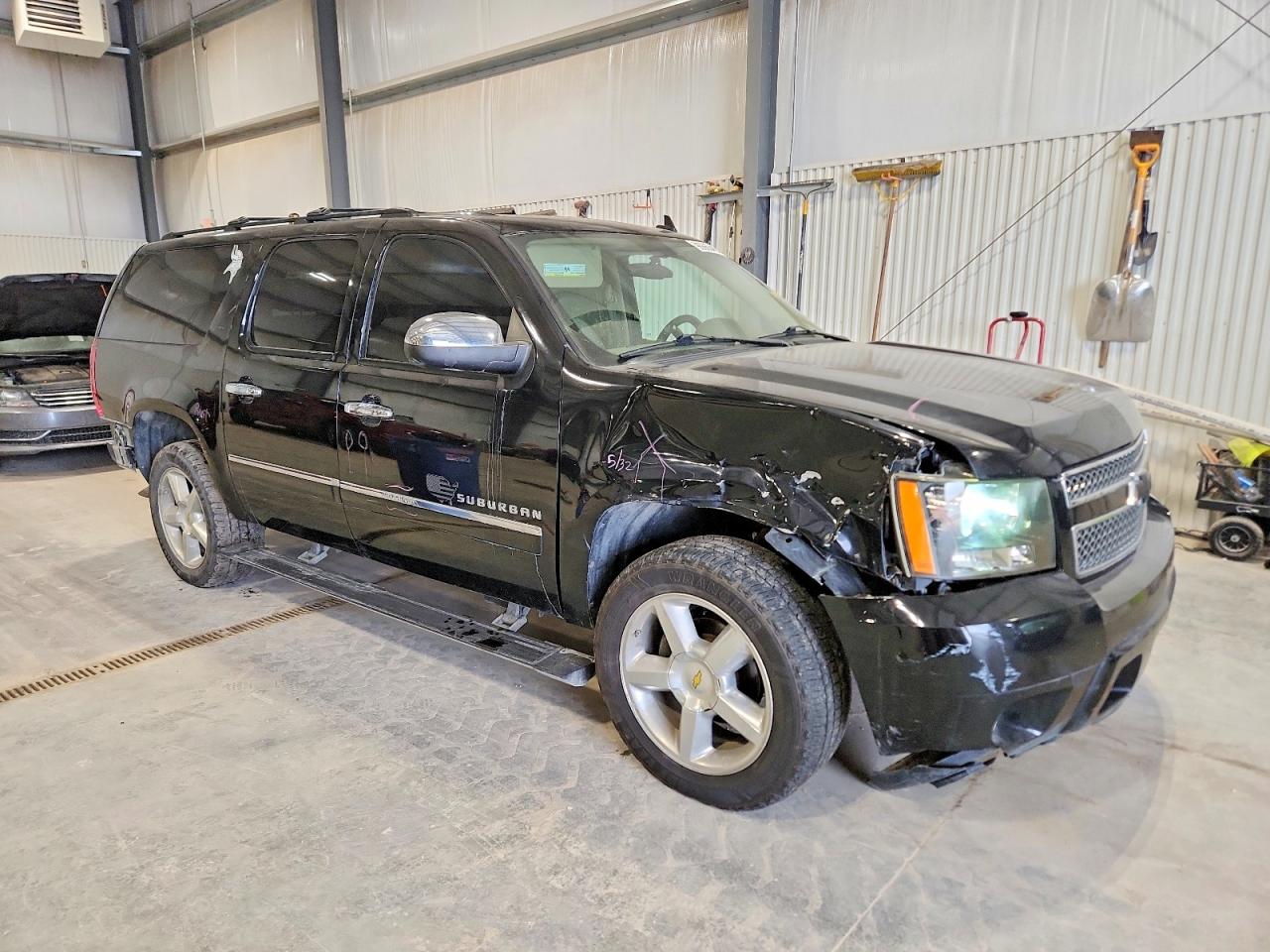 2010 CHEVROLET SUBURBAN K1500 LTZ photo 4