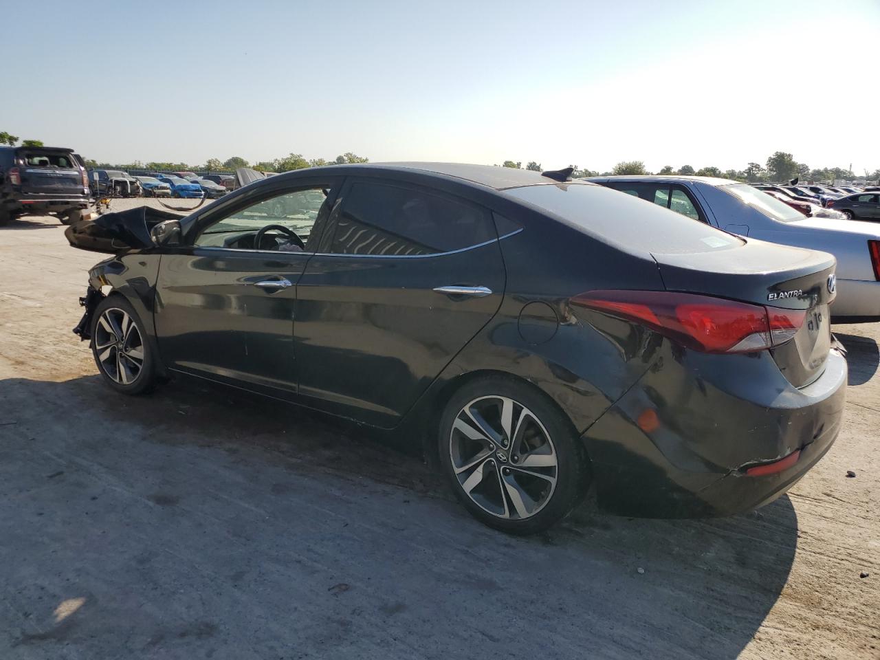 2015 HYUNDAI ELANTRA SE photo 2