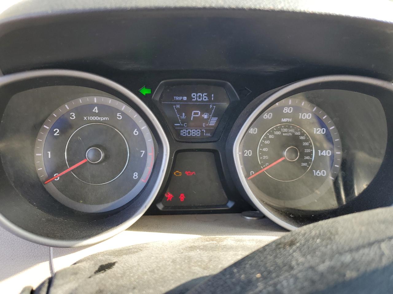 2015 HYUNDAI ELANTRA SE photo 9