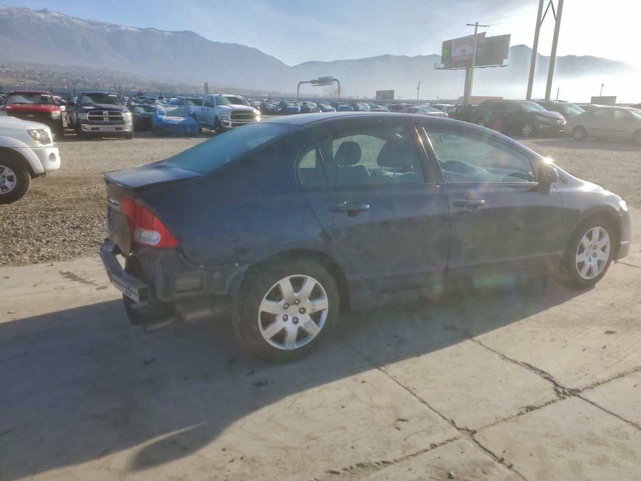 2010 HONDA CIVIC LX photo 3