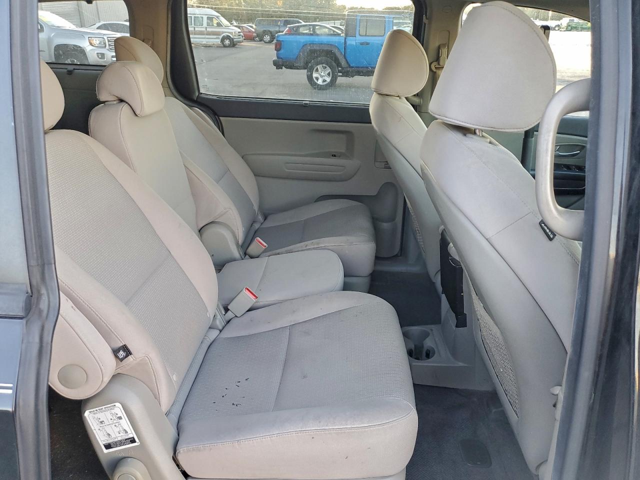 2016 KIA SEDONA LX photo 11