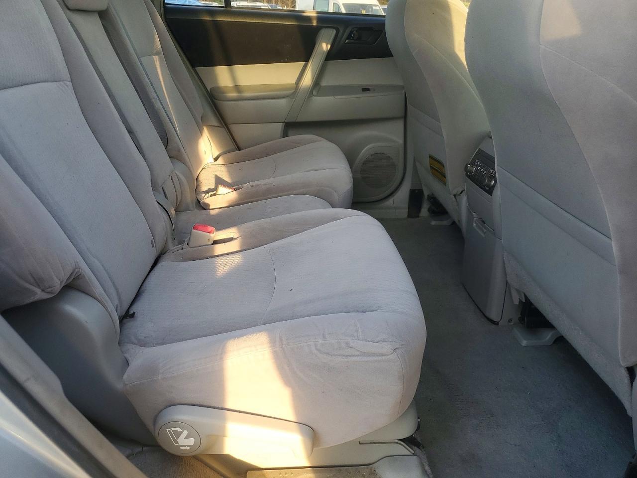 2009 TOYOTA HIGHLANDER photo 11