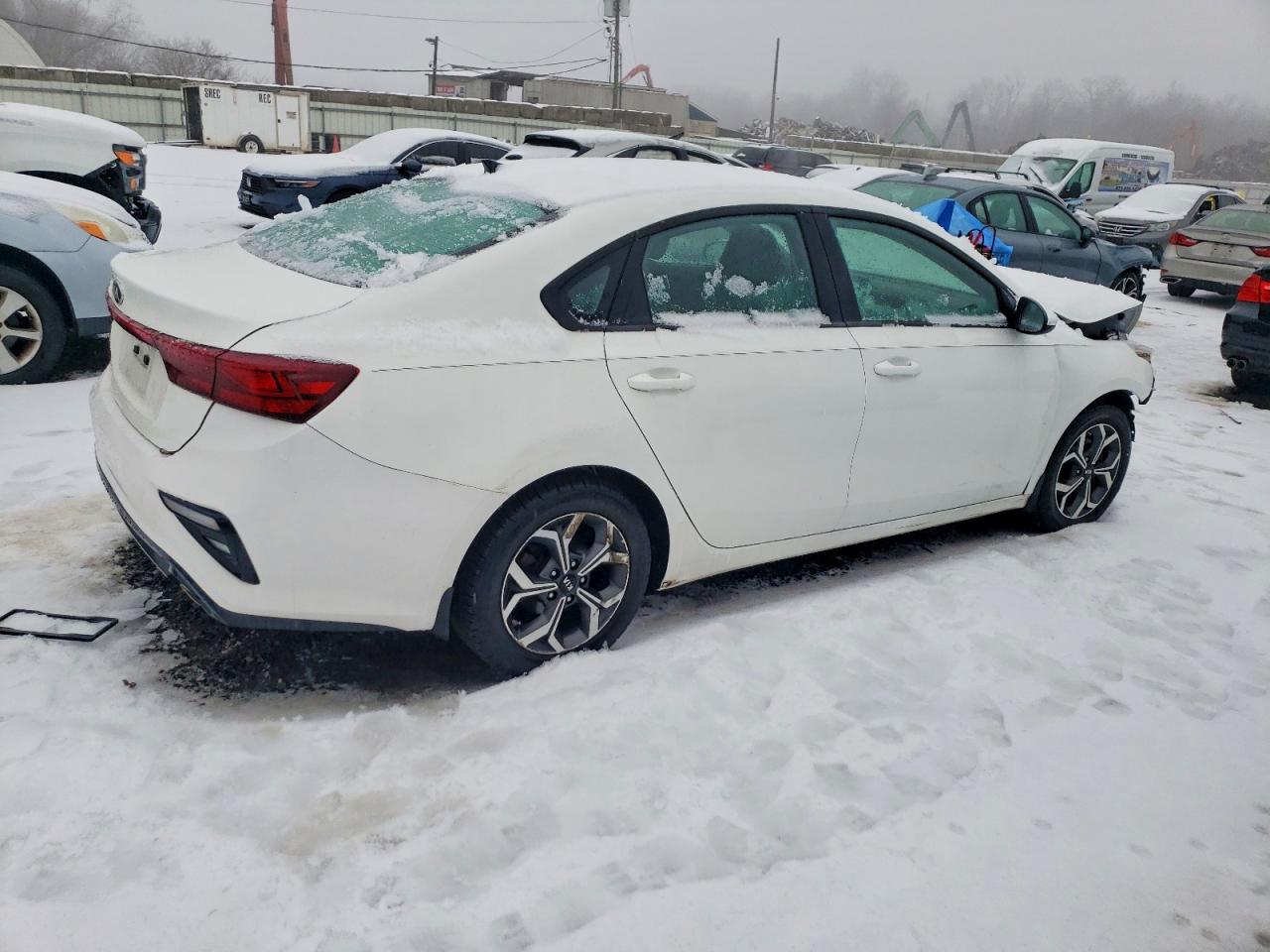2020 KIA FORTE FE photo 3