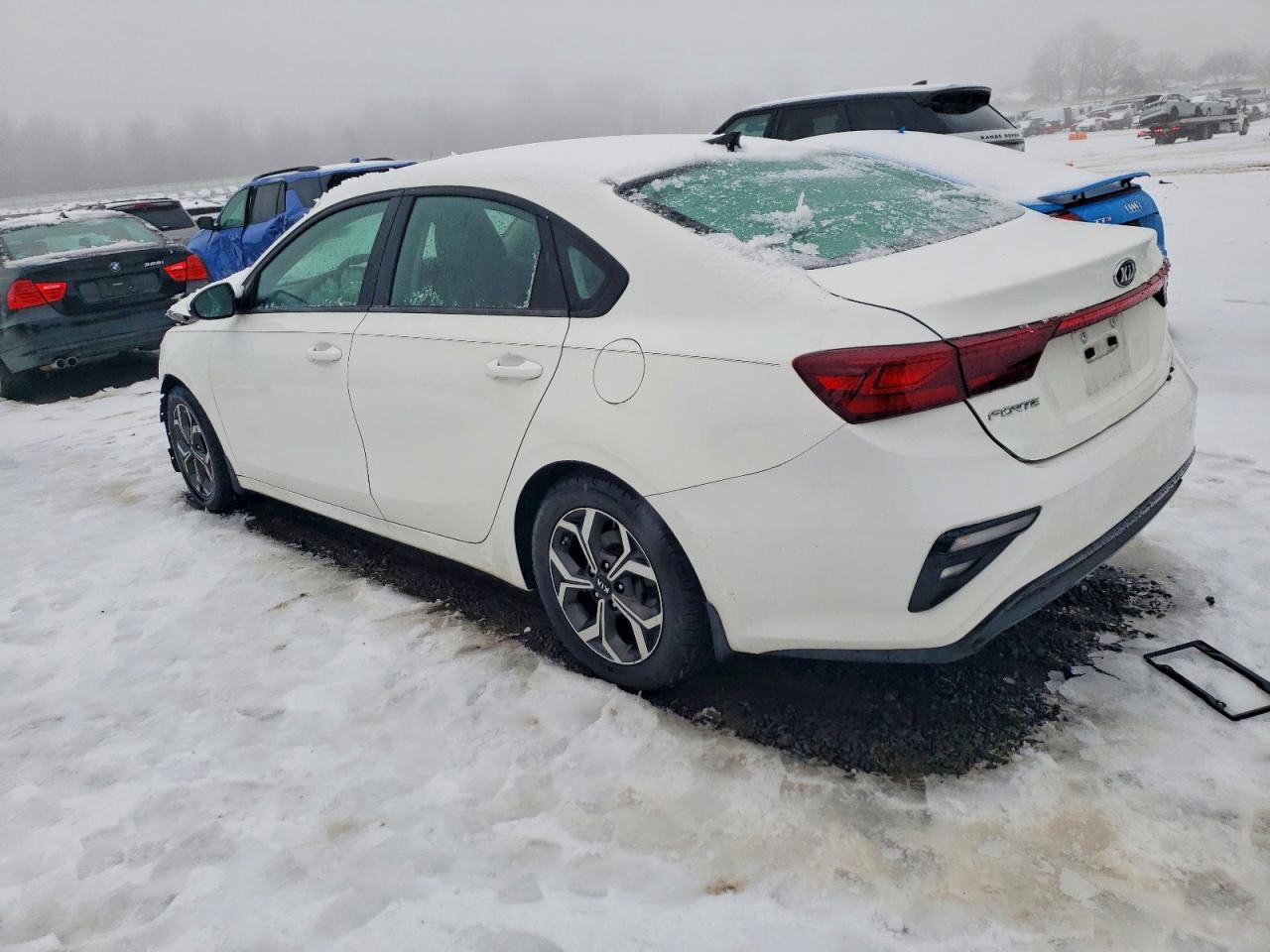 2020 KIA FORTE FE photo 2
