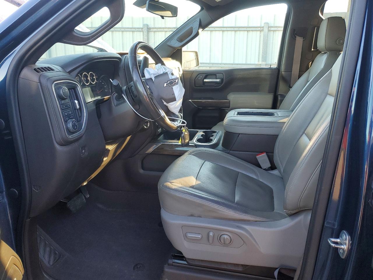 2020 CHEVROLET SILVERADO K1500 RST photo 7