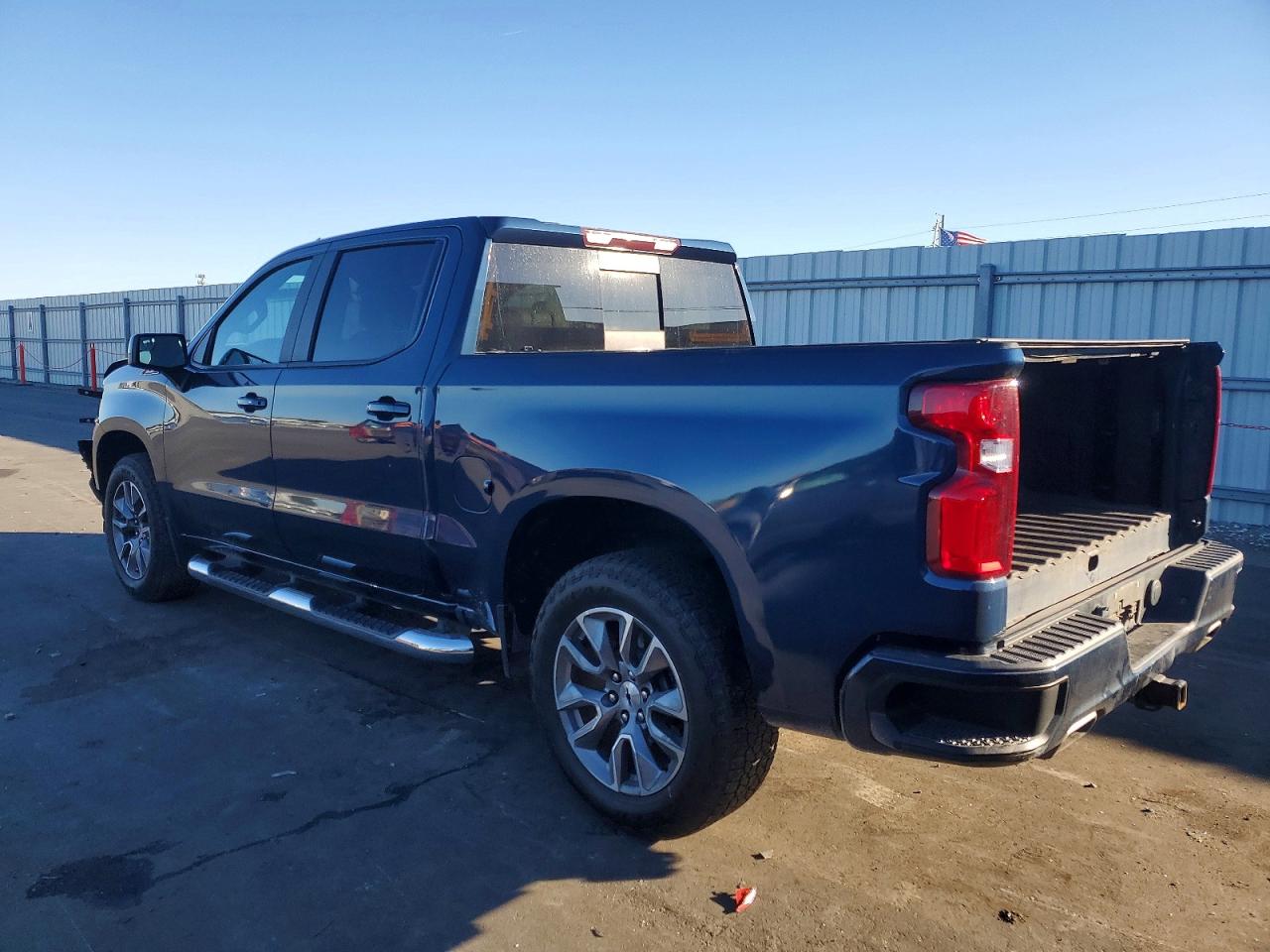 2020 CHEVROLET SILVERADO K1500 RST photo 2