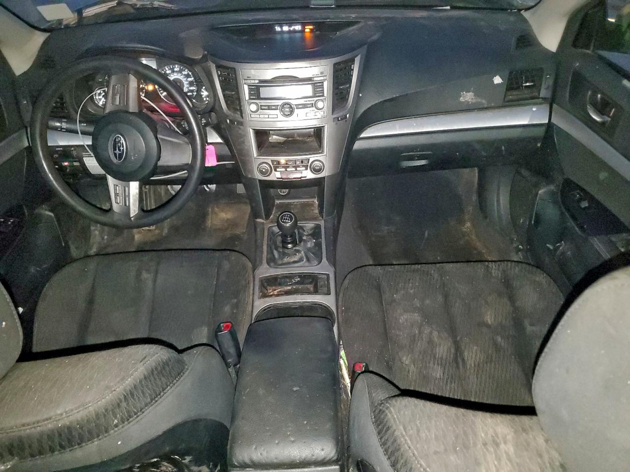 2010 SUBARU OUTBACK 2.5I photo 8