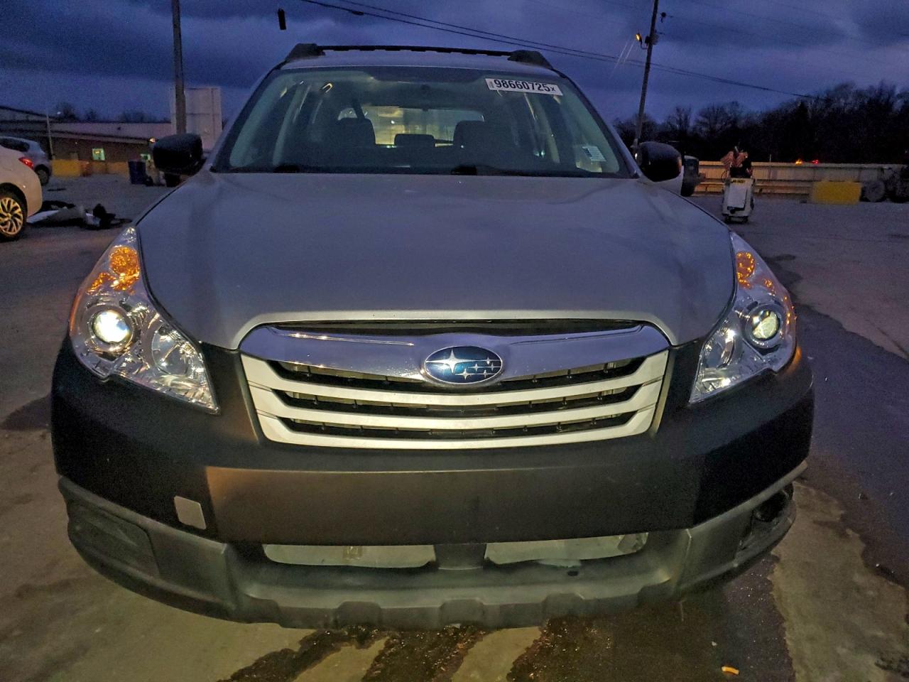 2010 SUBARU OUTBACK 2.5I photo 5