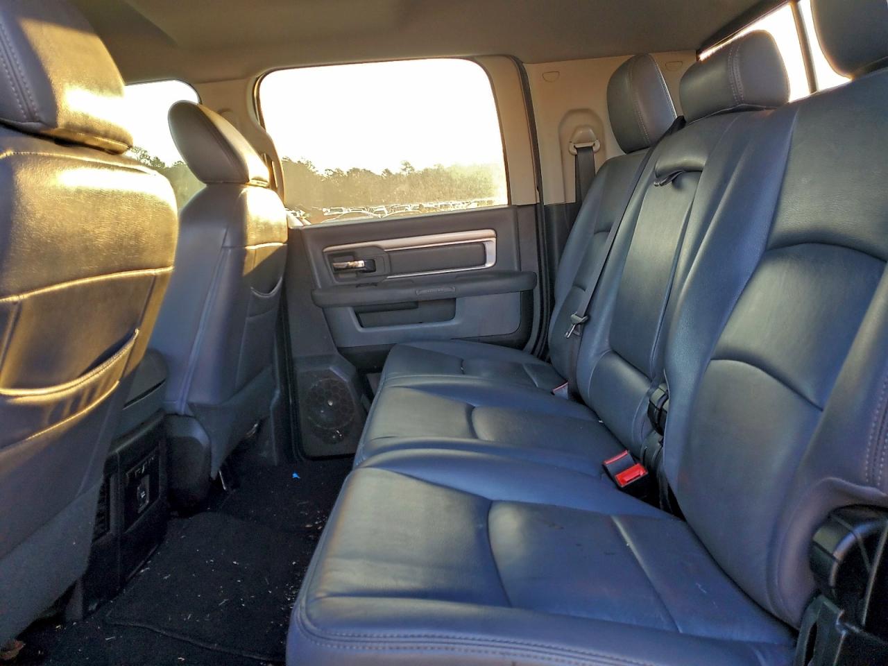 2016 RAM 2500 SLT photo 10