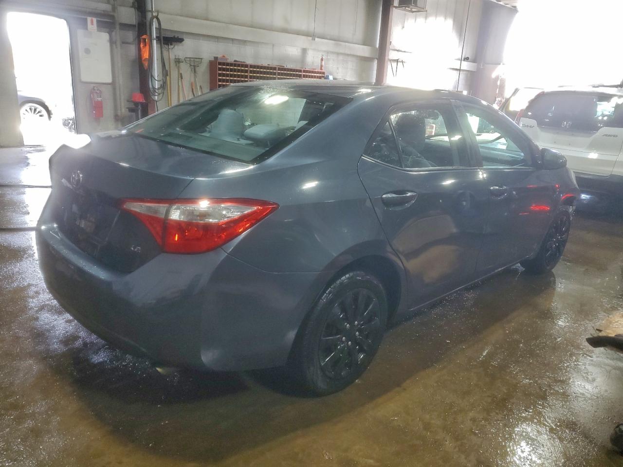 2015 TOYOTA COROLLA L photo 3