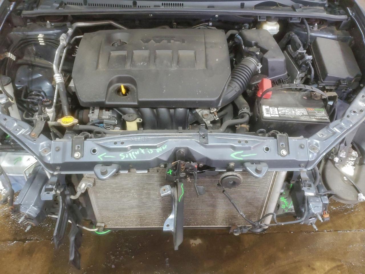 2015 TOYOTA COROLLA L photo 11