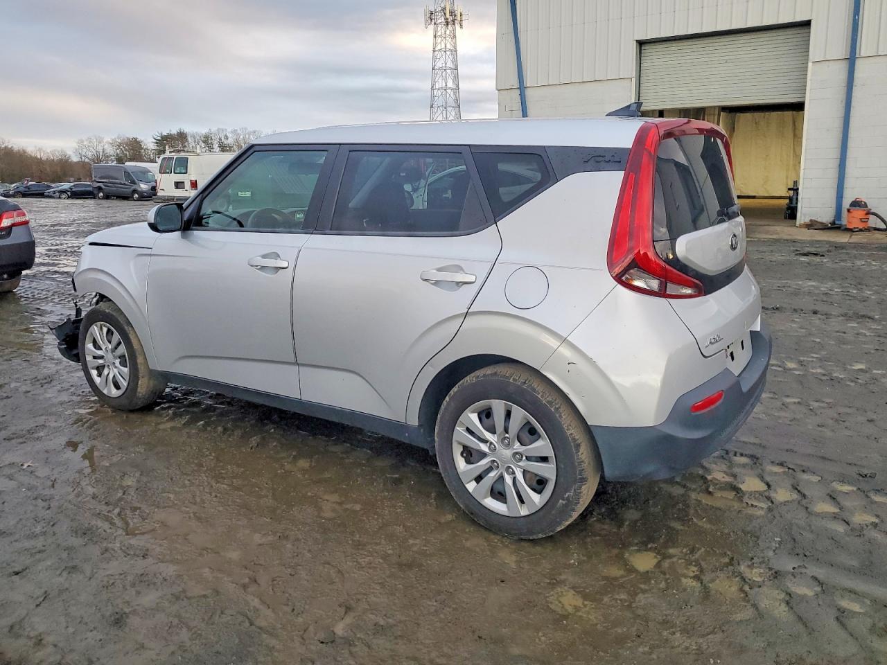 2020 KIA SOUL LX photo 2
