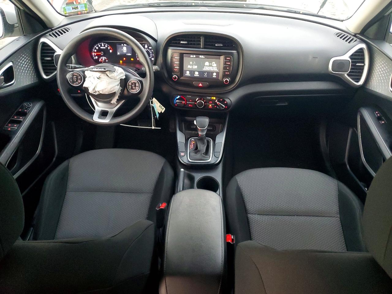 2020 KIA SOUL LX photo 8