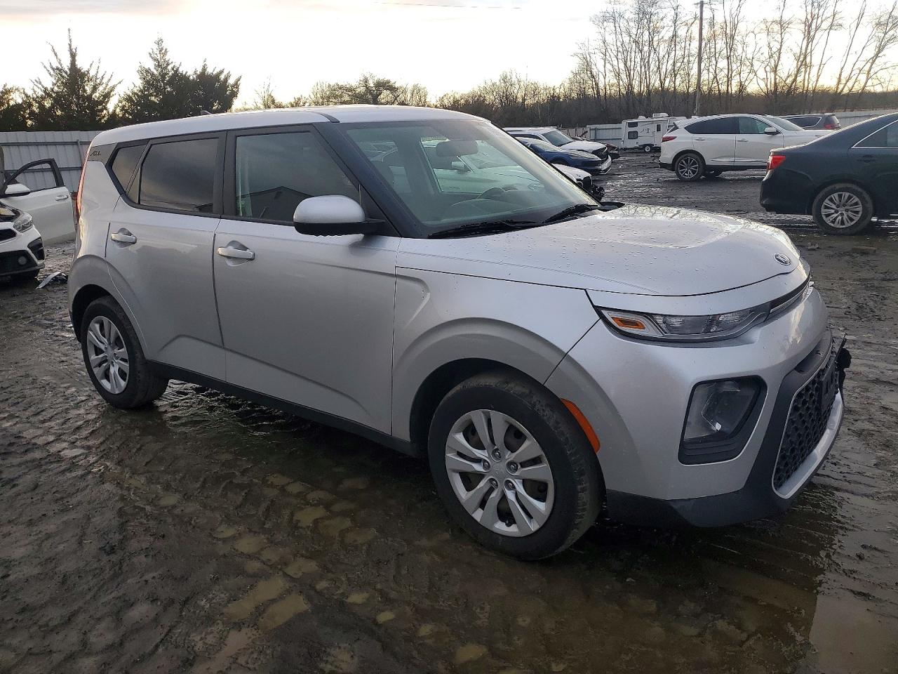 2020 KIA SOUL LX photo 4