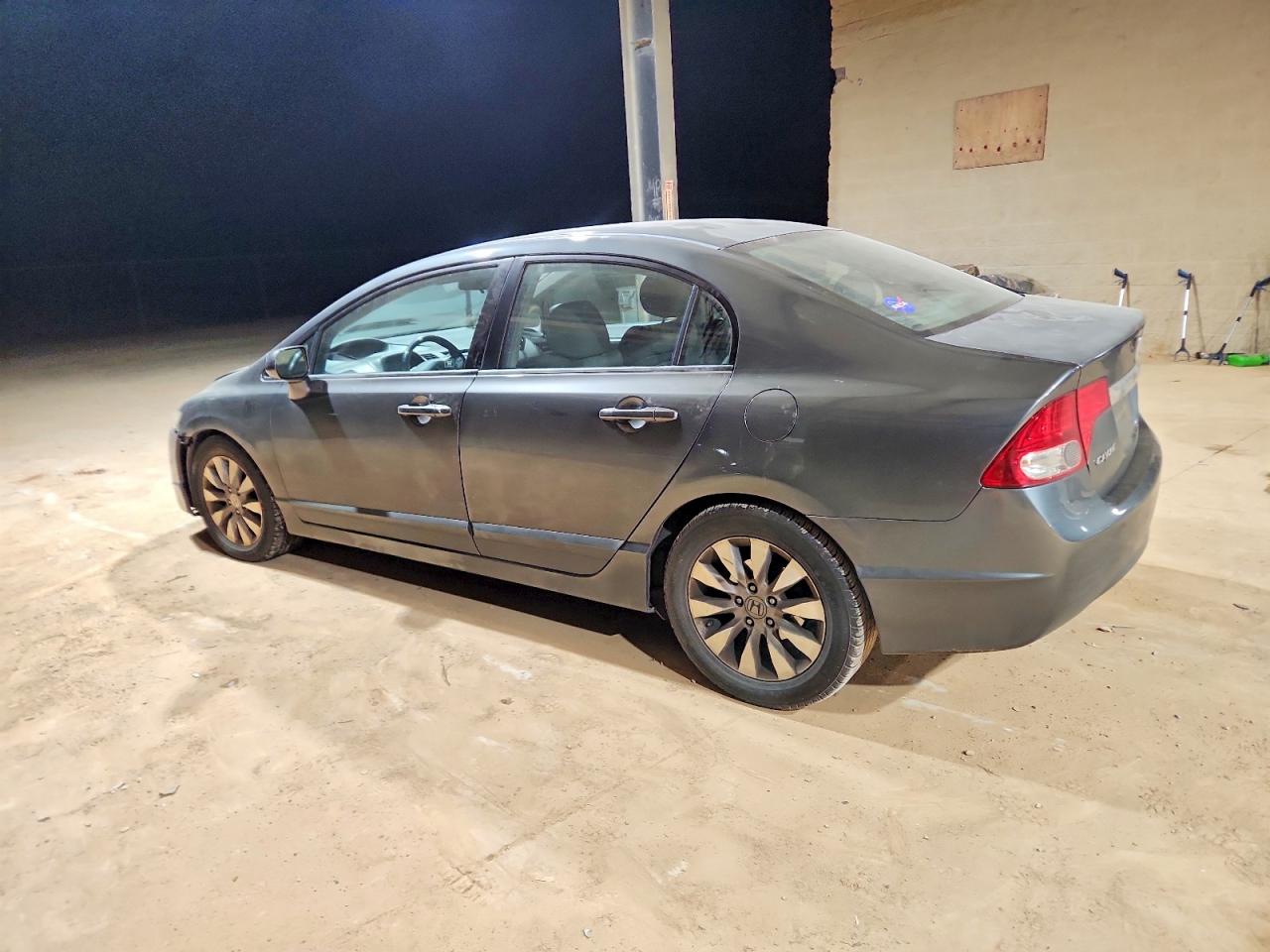 2010 HONDA CIVIC EXL photo 4