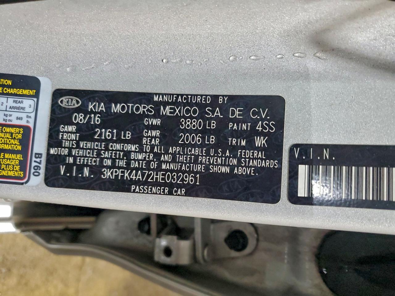 2017 KIA FORTE LX photo 12