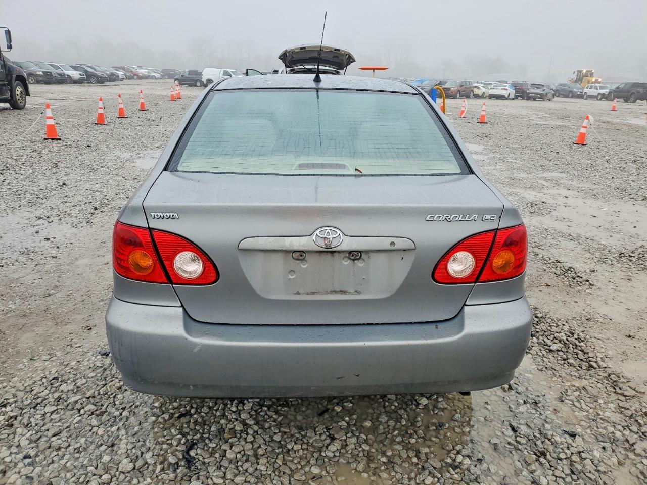 2003 TOYOTA COROLLA CE photo 6